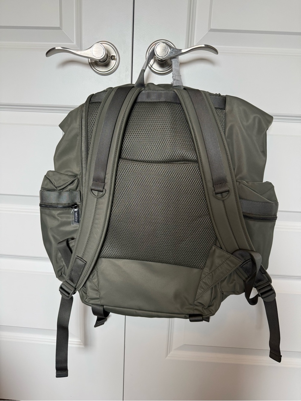 Lululemon Backpack Wanderlust 25L - NEW - Picture 2 of 6